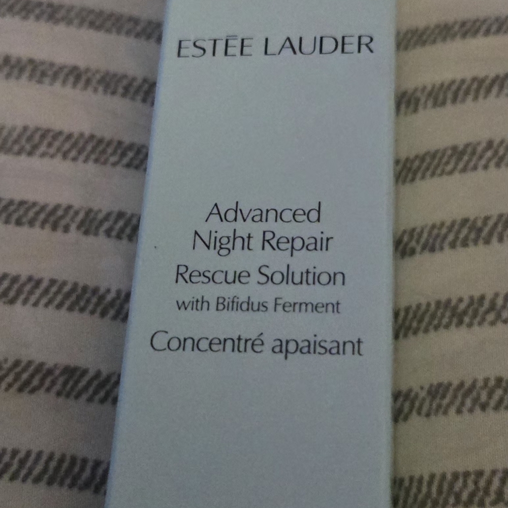 Estée Lauder Advanced Night Repair Rescue Solution - Picture 5 of 5